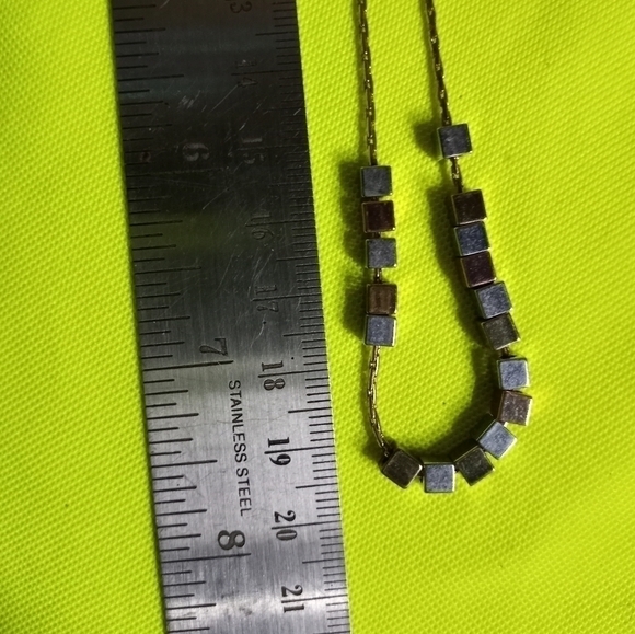 Two tone goldtone silvertone cube chain necklace - Picture 5 of 5